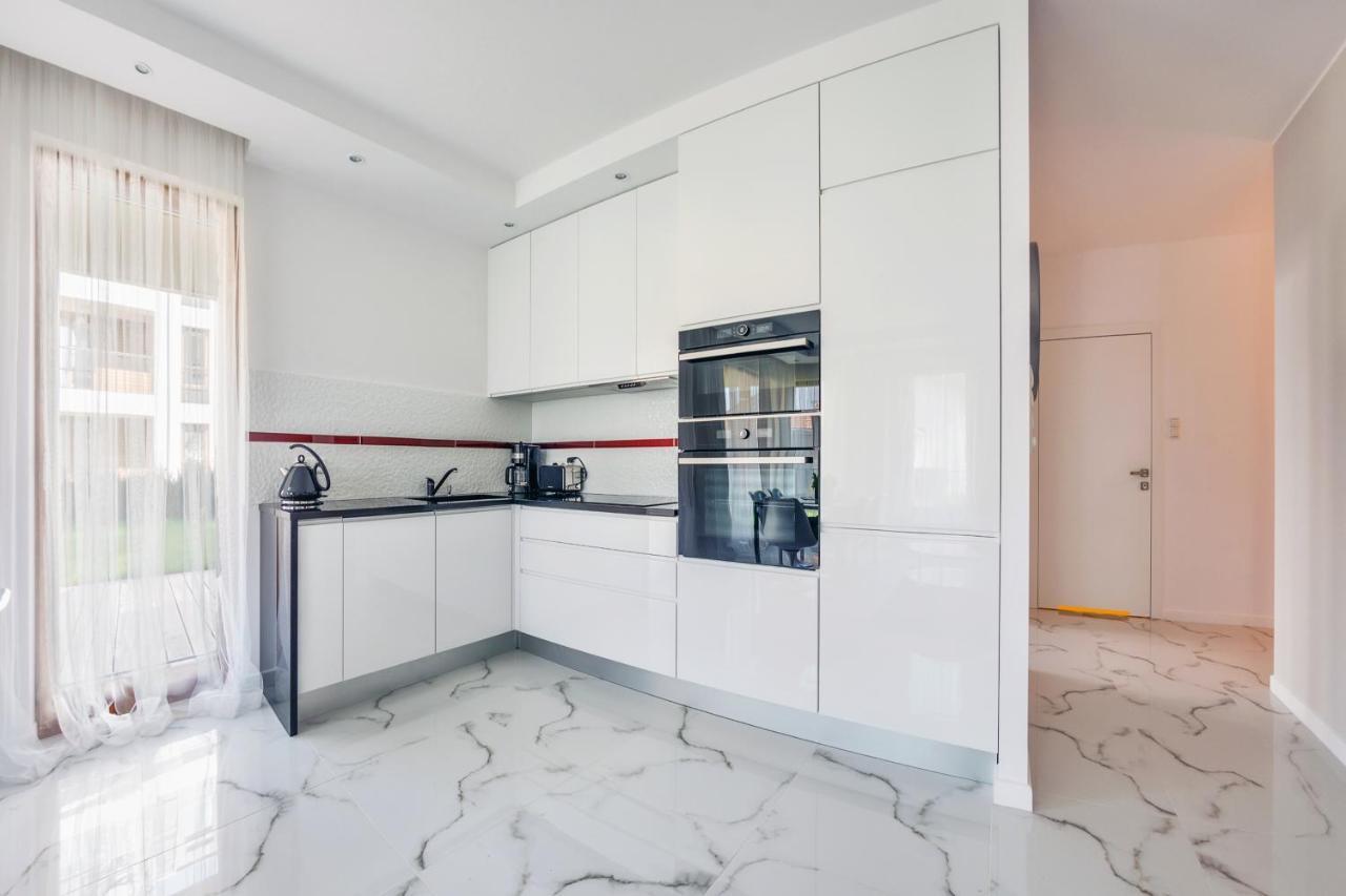 Luxury Long Island Suite Danzica Esterno foto