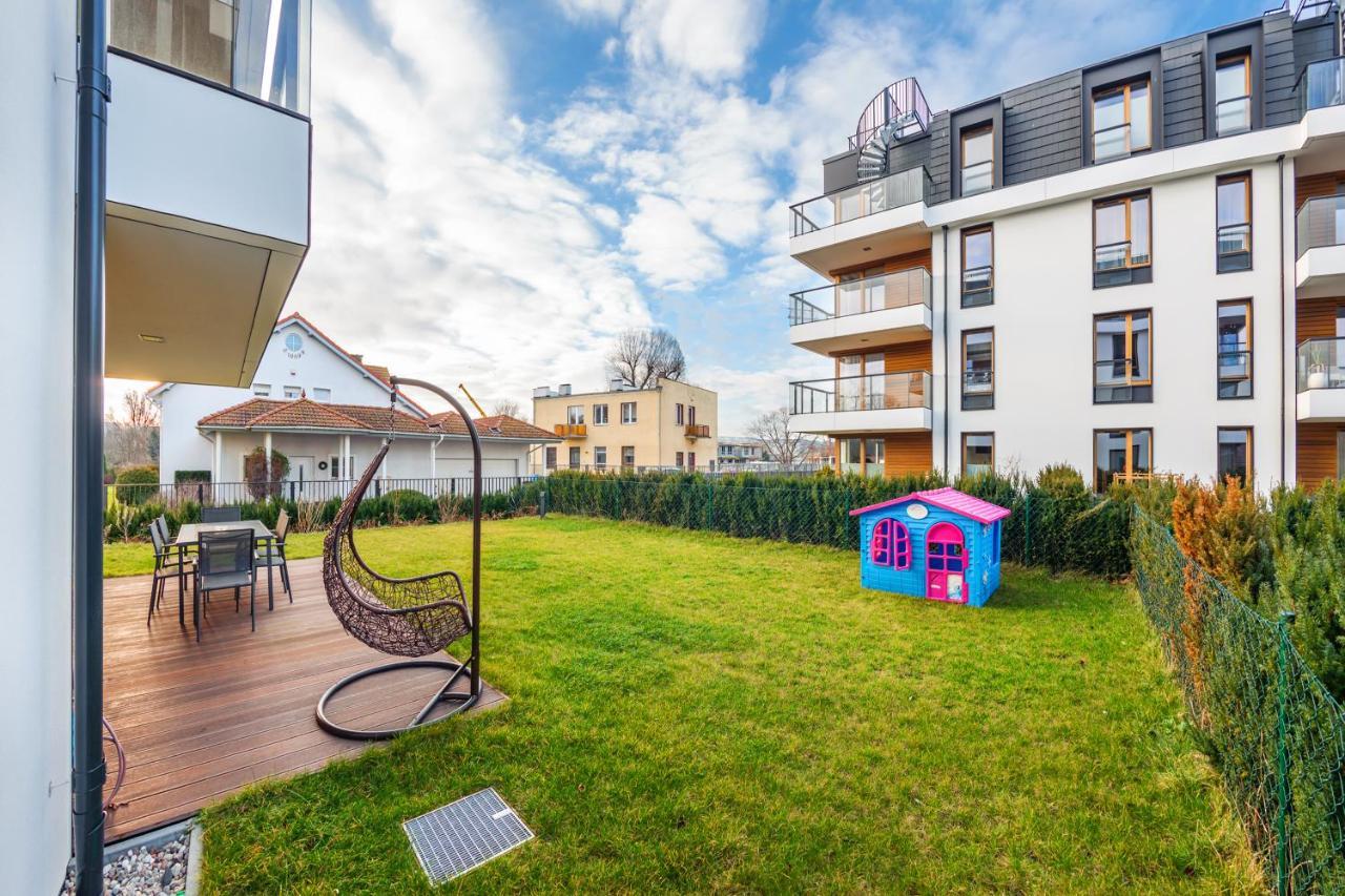 Luxury Long Island Suite Danzica Esterno foto