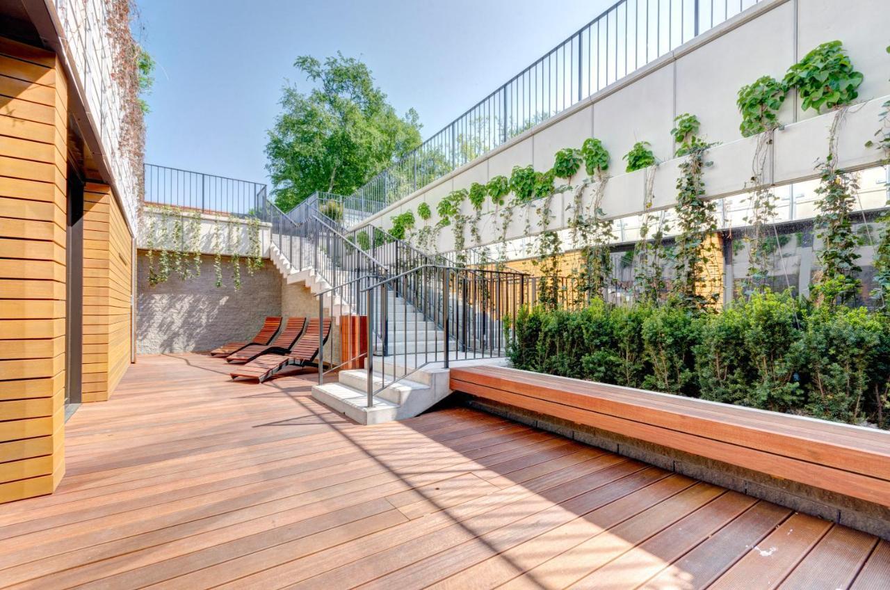 Luxury Long Island Suite Danzica Esterno foto