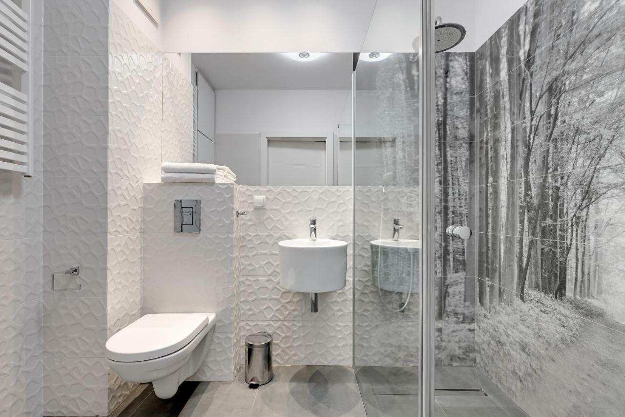 Luxury Long Island Suite Danzica Esterno foto